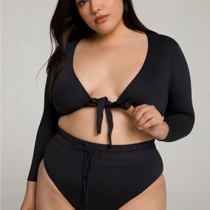 Good American NWT black sexy boost swim top ! S